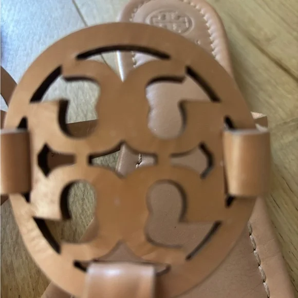 Tory Burch Tan Sandals - Picture 8 of 10